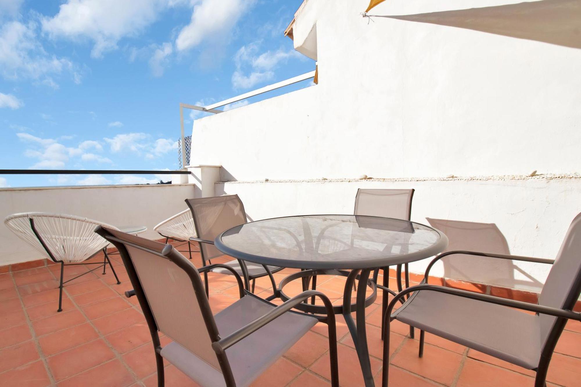 Duplex Estilo Boho Con Increible Terraza Y Vistas Al Mar En Estepona - Las Abejeras 609 Apartman Kültér fotó