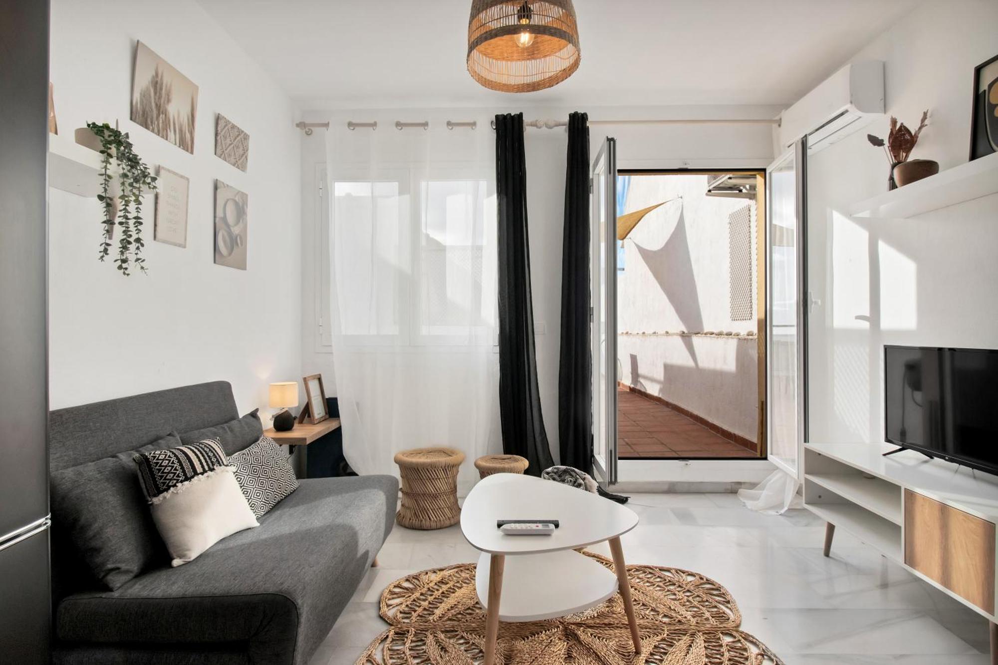 Duplex Estilo Boho Con Increible Terraza Y Vistas Al Mar En Estepona - Las Abejeras 609 Apartman Kültér fotó