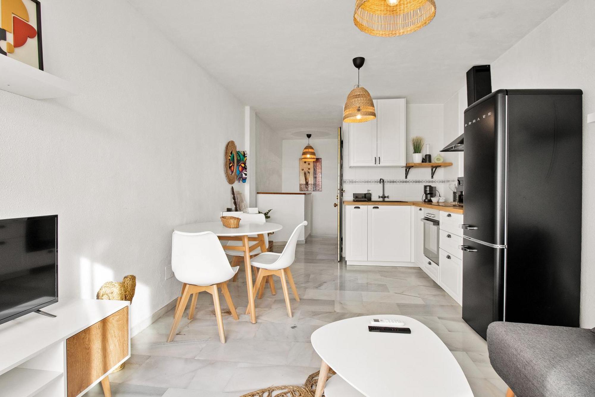 Duplex Estilo Boho Con Increible Terraza Y Vistas Al Mar En Estepona - Las Abejeras 609 Apartman Kültér fotó