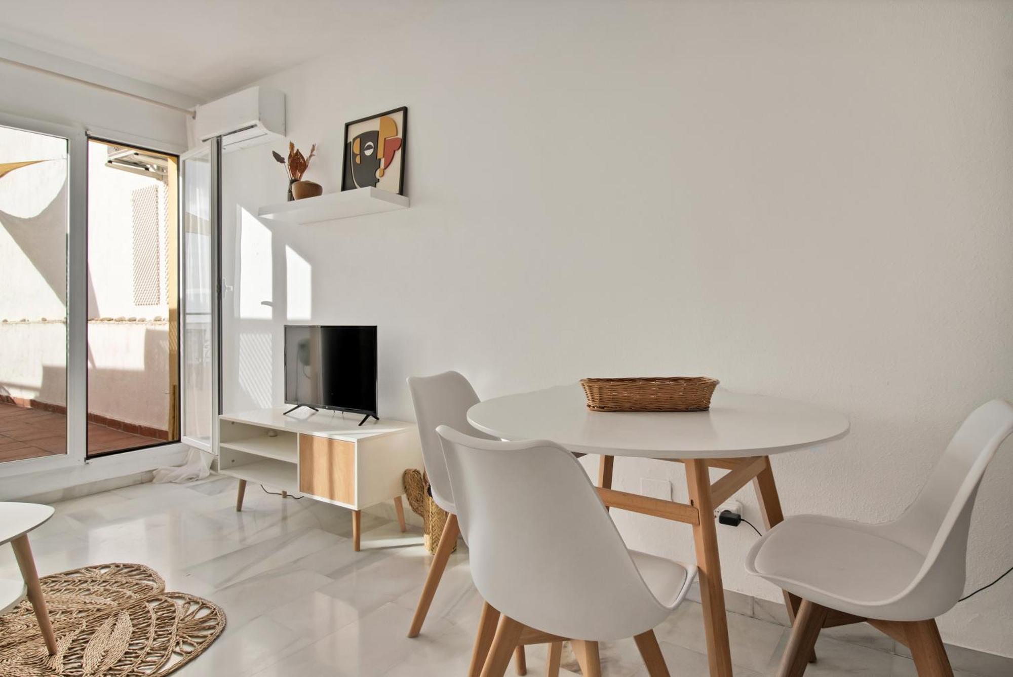 Duplex Estilo Boho Con Increible Terraza Y Vistas Al Mar En Estepona - Las Abejeras 609 Apartman Kültér fotó